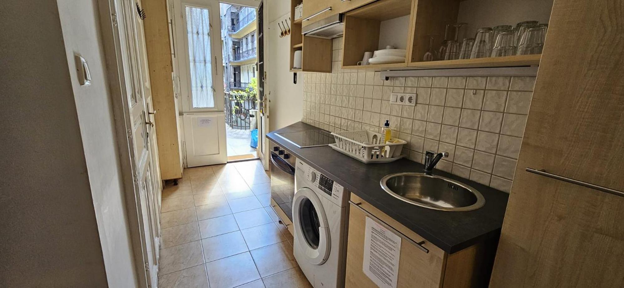 Cheerful And Cozy 2 Bedrooms 2 Bathrooms Apartment With Top Location Budapest Exterior photo