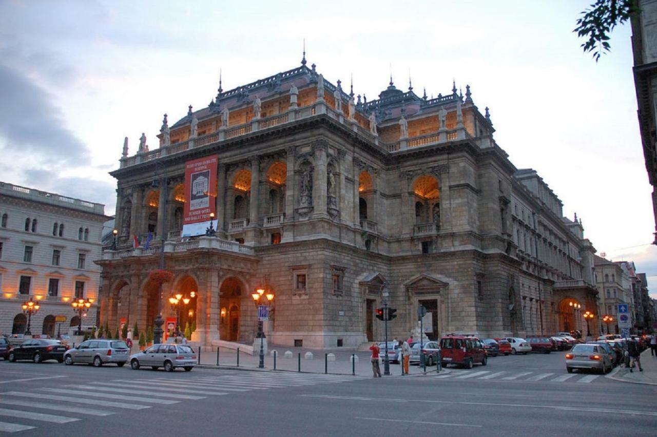 Cheerful And Cozy 2 Bedrooms 2 Bathrooms Apartment With Top Location Budapest Exterior photo