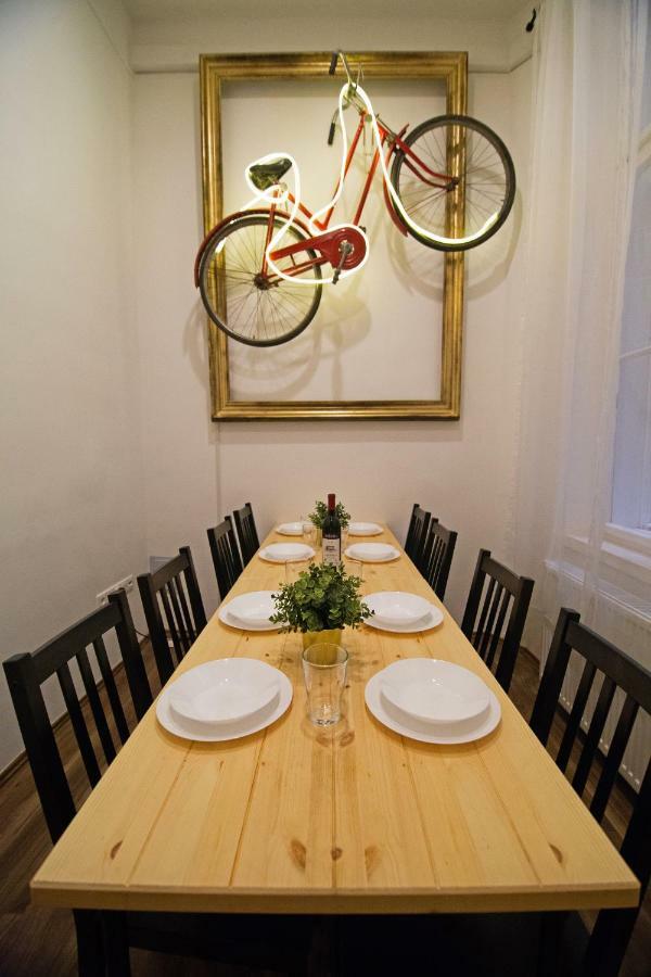 Cheerful And Cozy 2 Bedrooms 2 Bathrooms Apartment With Top Location Budapest Exterior photo